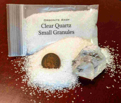 100% Natural Brazilian Clear Quartz Crystal Gemstones are crushed into small granules