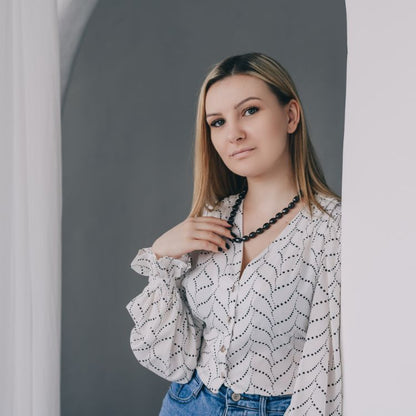 Shungite Oval Bead Necklace – Polished Black Gemstone Necklace (20″)